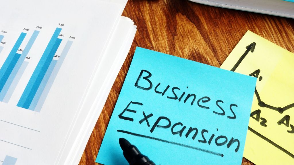 Exploring Market Expansion Strategies: Growth in a Competitive&nbsp;World